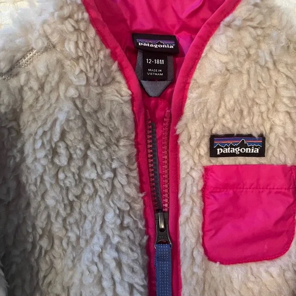 Patagonia Kids Jacket - Cream and Pink - Picture 2 of 3